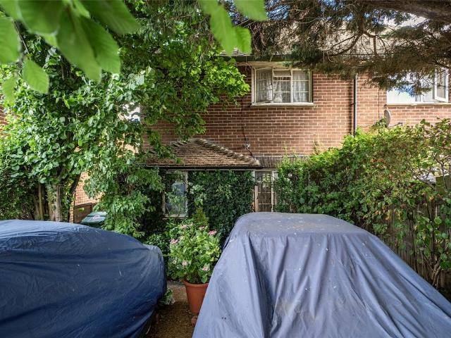 House for sale in Sherwood, Sandown Park