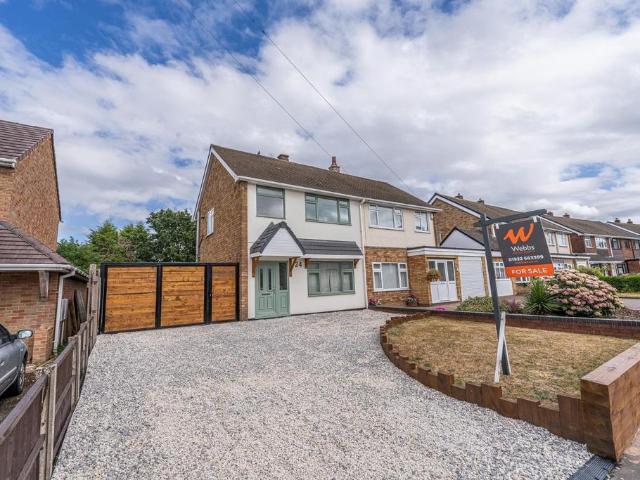 House for sale in Bloxwich, West Midlands