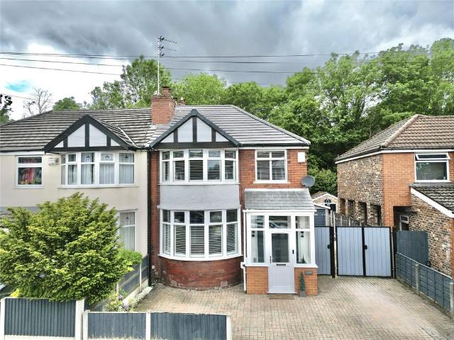 House for sale in Broadheath, Trafford Park