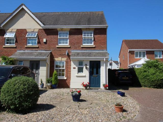 House for sale in Easton-in-gordano, North Somerset