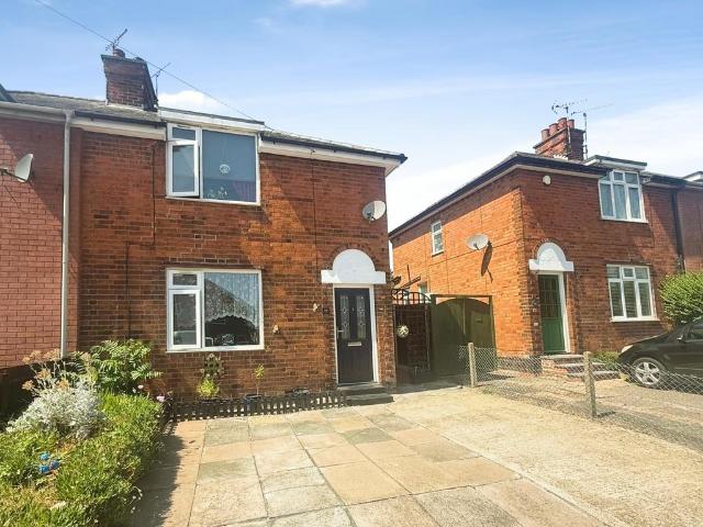 House for sale in Elmfield, Leicestershire