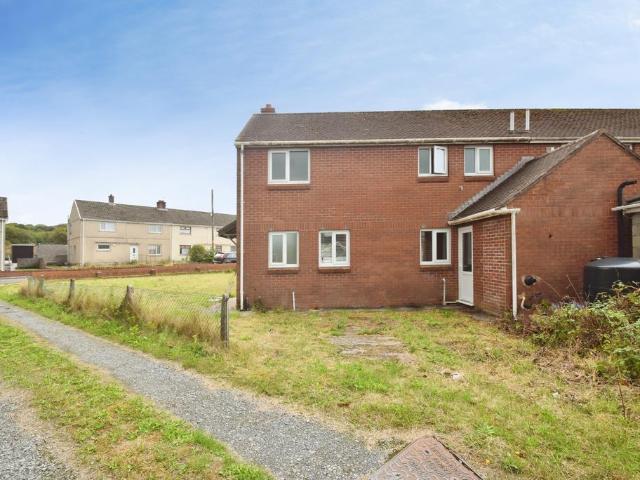 House for sale in Llangyndeyrn, Carway