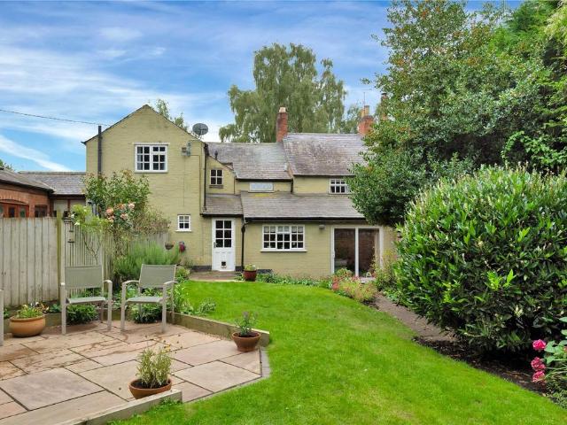 House for sale in Elmfield, Leicestershire