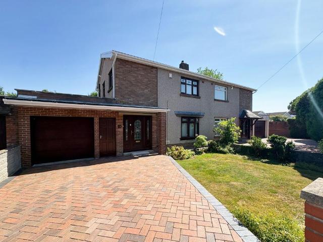 House for sale in Blaenhonddan, Neath