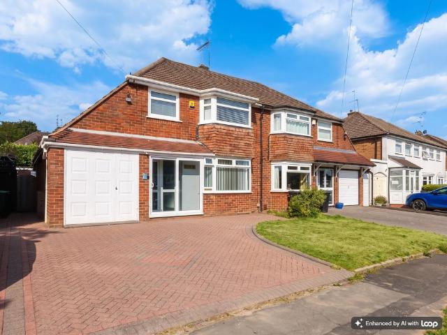 House for sale in Bromsgrove, Worcestershire