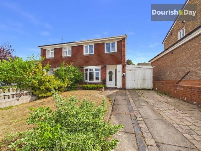 House for sale in Baswich, Staffordshire