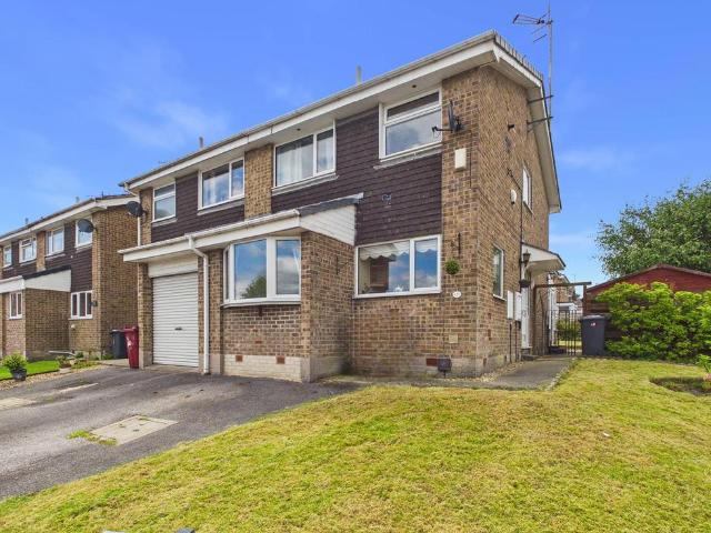 House for sale in Brackenfield, East Midlands