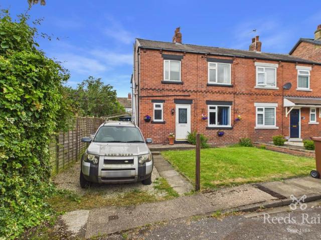 House for sale in Ossett, West Yorkshire