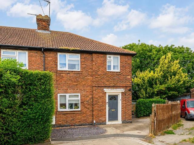 House for sale in High Field, York