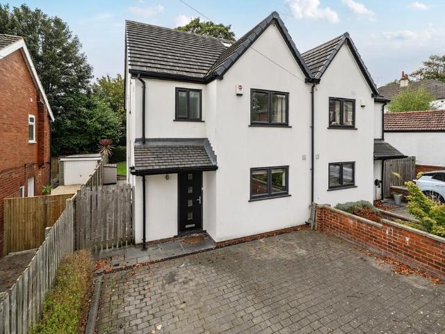 House for sale in Gledhow Park, Leeds