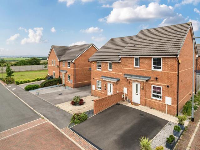 House for sale in West Yorkshire