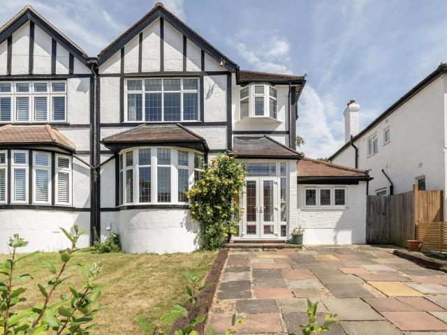 House for sale in Hayes, Greater London