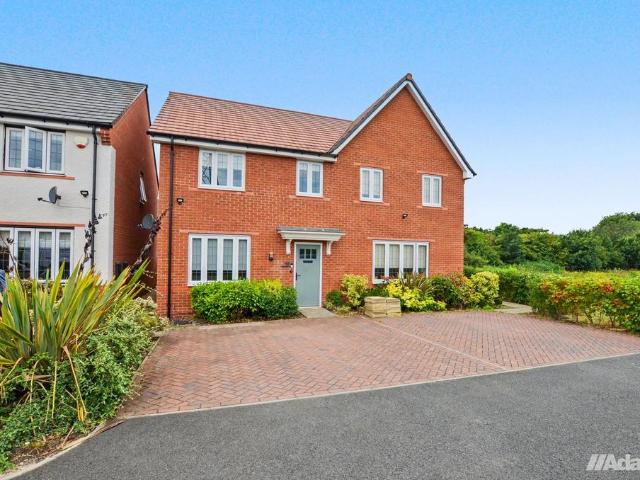 House for sale in Sandymoor, Halton