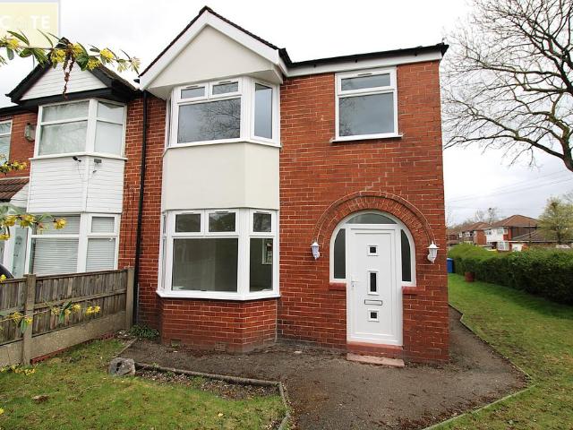 House for sale in Mosley, Trafford Park