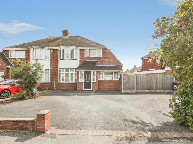 House for sale in Kingshurst, West Midlands