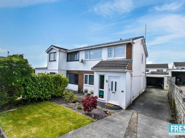 House for sale in Gorseinon, Wales