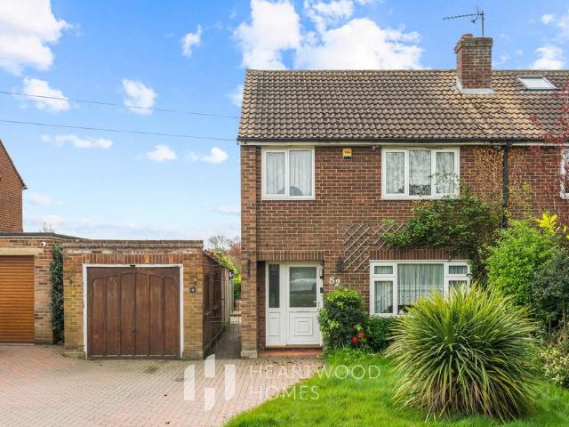 House for sale in Five Acres, Hertfordshire