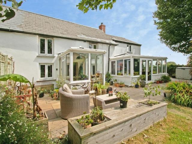House for sale in Penwartha Coombe, Cornwall