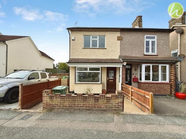 House for sale in Stanford-le-Hope, Essex