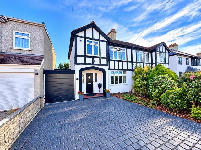 House for sale in Crook Log, Greater London