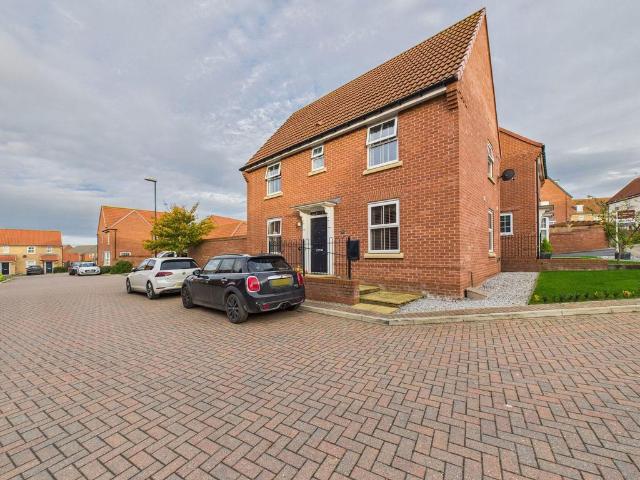 House for sale in Whitby, North Yorkshire