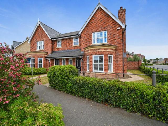 House for sale in Lawford, Dale Hill