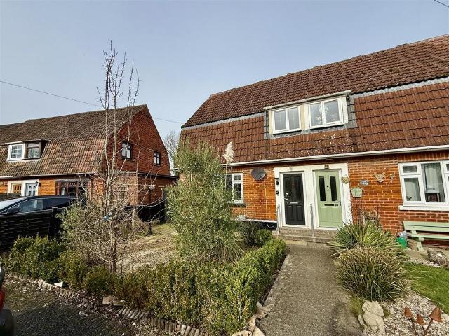 House for sale in Whitbourne Moor, Corsley Heath