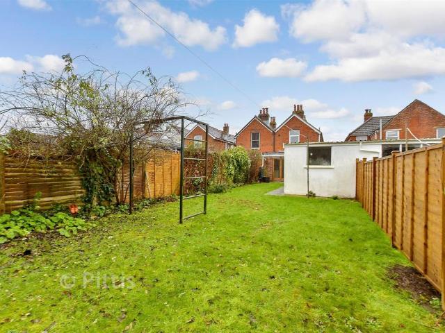 House for sale in Easton, Freshwater