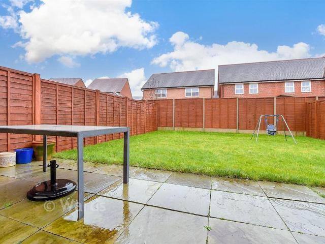 House for sale in Dickens Gate, Maidstone