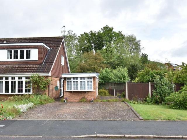 House for sale in Wall Heath, West Midlands