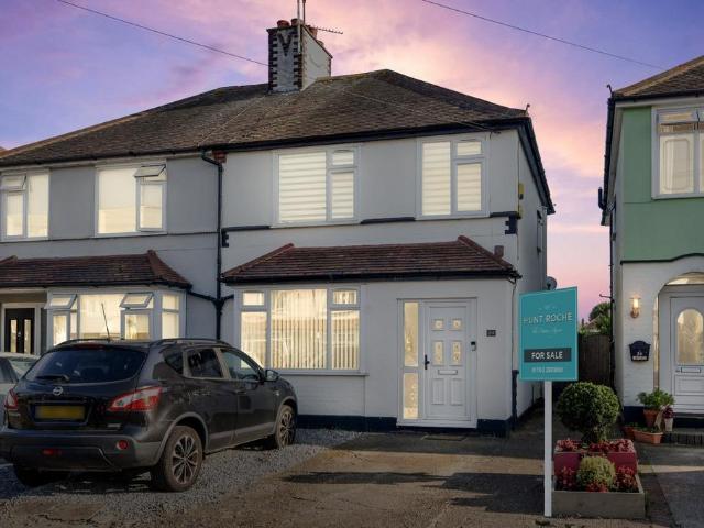 House for sale in North Shoebury, Alton Barnes