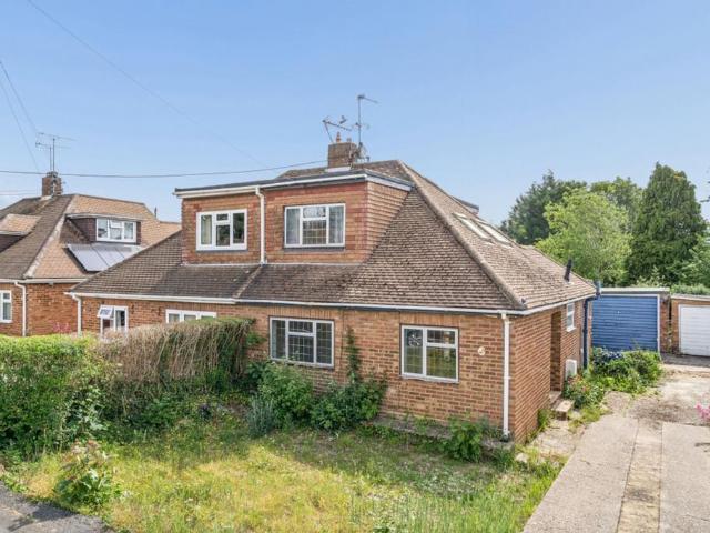 House for sale in Great Kingshill, Buckinghamshire