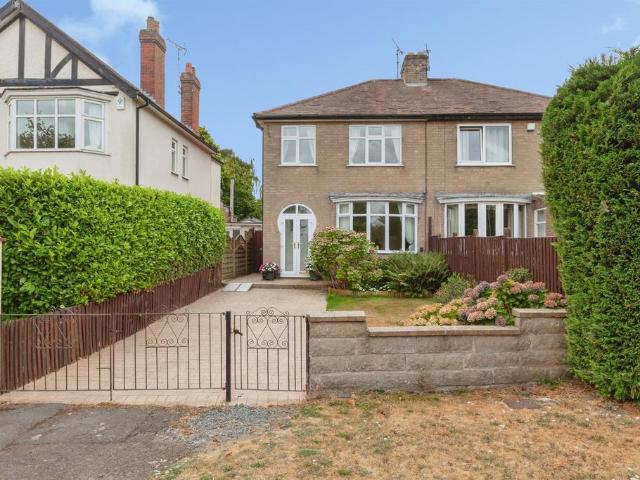 House for sale in Pinfold, Leicestershire