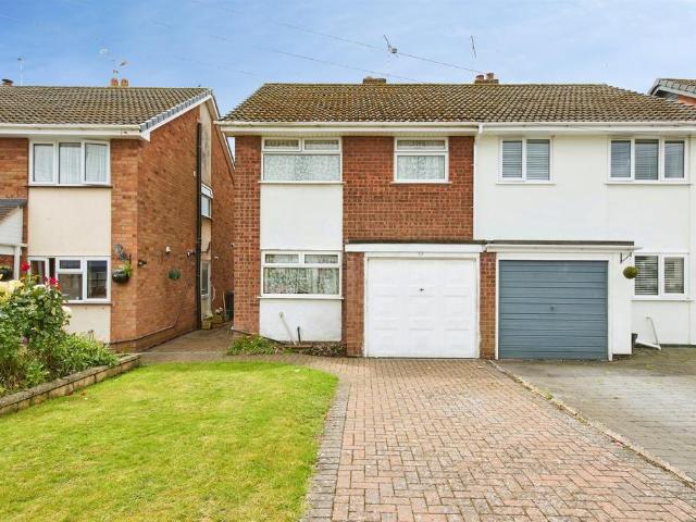 House for sale in Beamhurst, Staffordshire