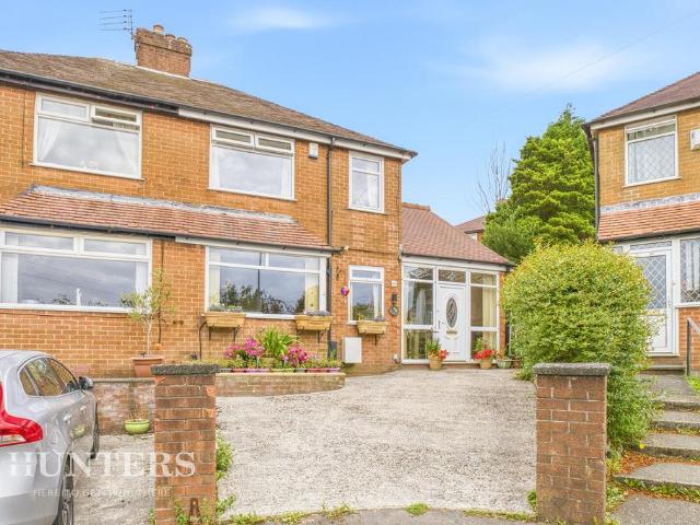 House for sale in Pendock, Greater Manchester