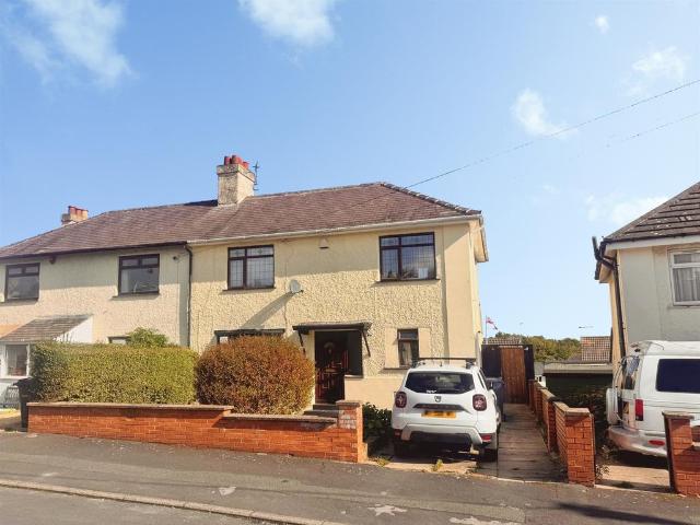 House for sale in Pudsey, West Yorkshire