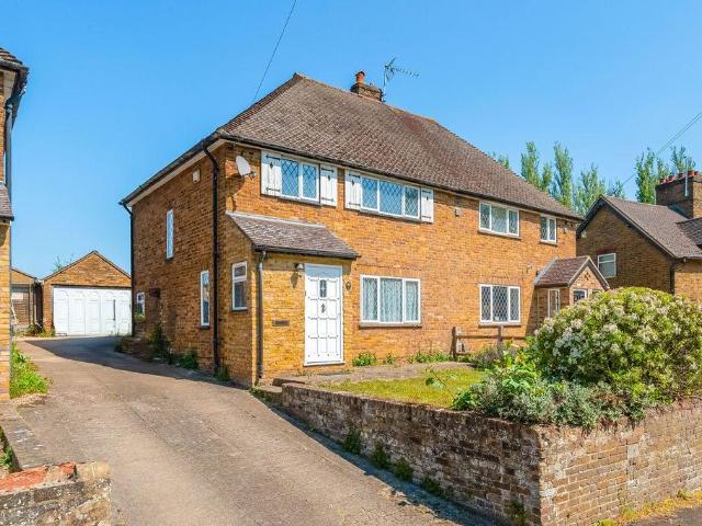 House for sale in Iver