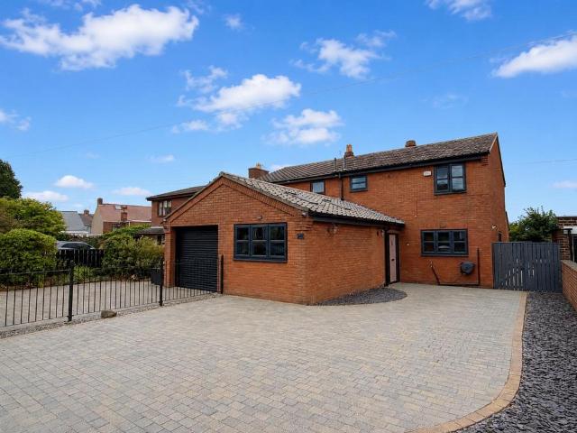 House for sale in Fishburn