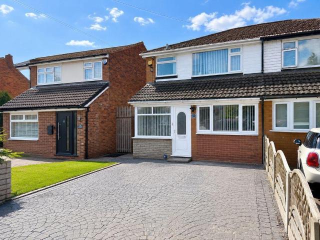 House for sale in Sutton Coldfield, West Midlands