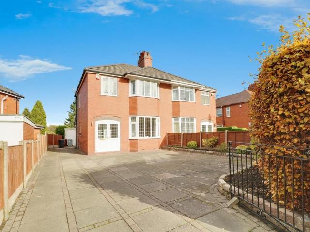 House for sale in Odd Rode, Scholar Green