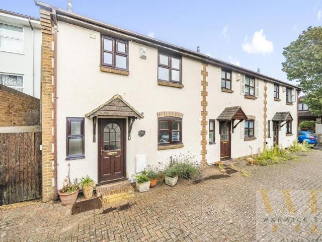House for sale in Fishersgate, West Sussex