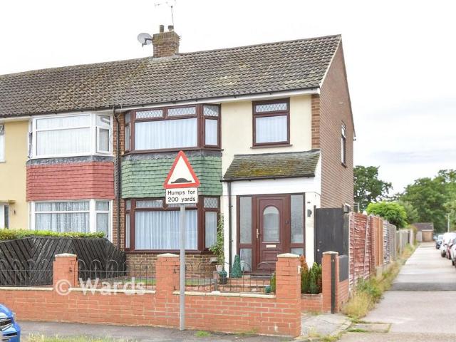 House for sale in Chatham