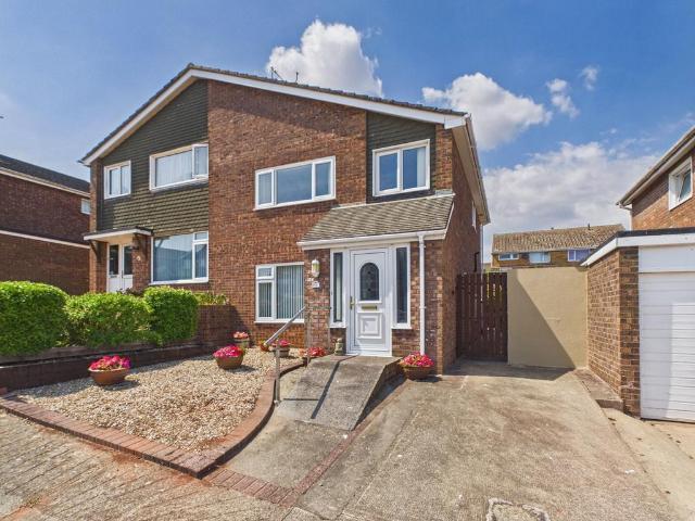 House for sale in Roselands, Livermead