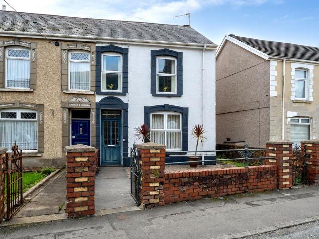 House for sale in Gorseinon, Wales