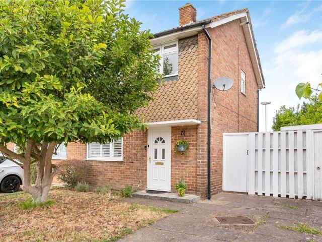 House for sale in Whitton, Greater London