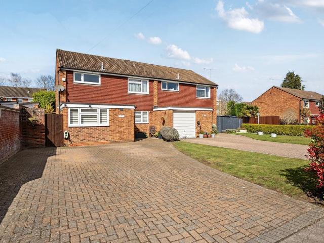 House for sale in Sheerwater, Woking