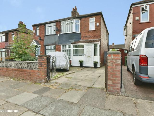 House for sale in Greenheys, Greater Manchester