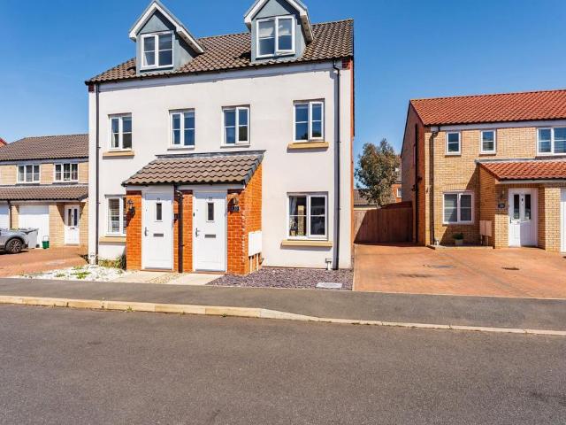 House for sale in Crostwick, Norfolk