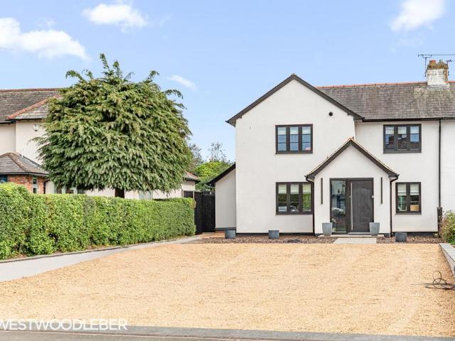 House for sale in Broxbourne, Hertfordshire