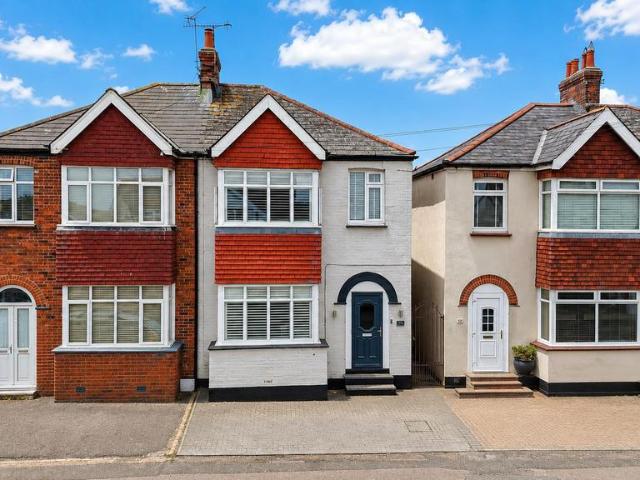 House for sale in Bulverhythe, Guestling Green